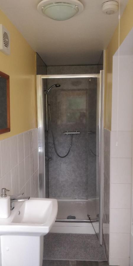 Private Annex To Victorian Villa, With Kitchen And Free Parking Todmorden Dış mekan fotoğraf